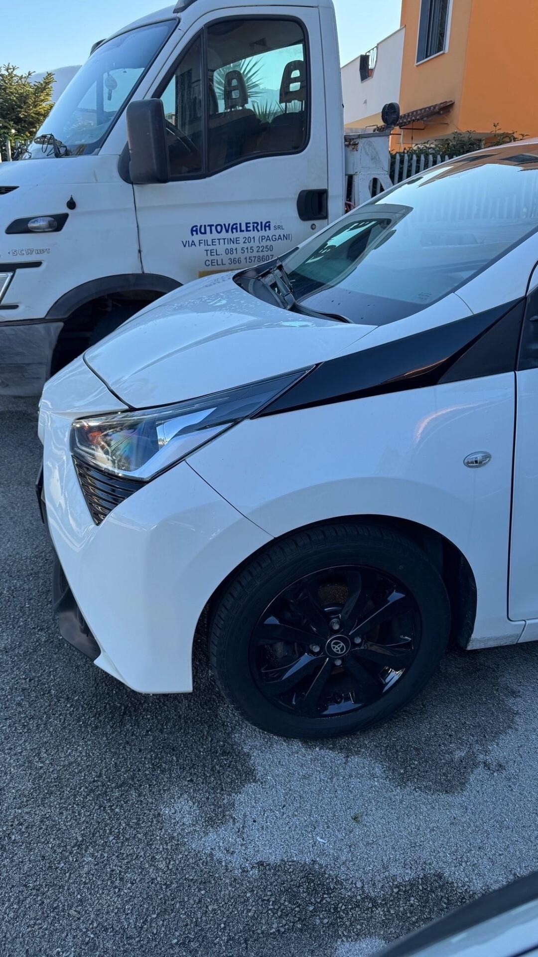 Toyota Aygo 1.0 VVT-i 72 CV 5 porte x-lusiv AUTOMATICA