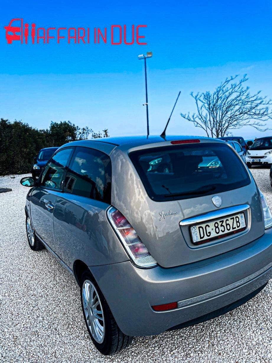 Lancia Ypsilon 1.2 Oro Giallo