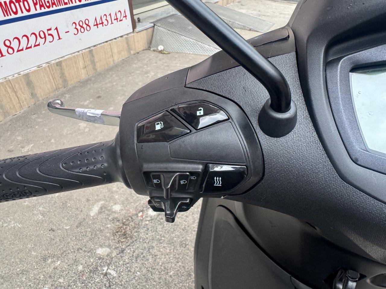 Piaggio Beverly 300 i.e. Sport