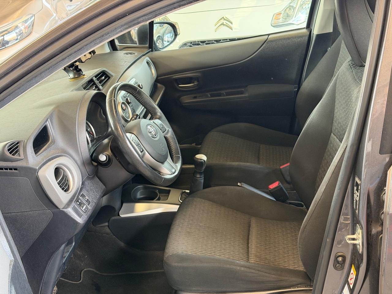 Toyota Yaris 1.0 5 porte Lounge