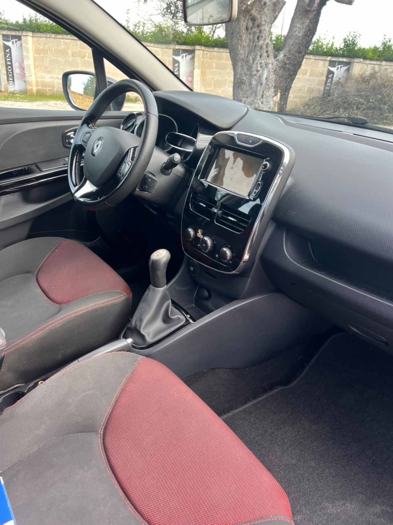 Renault Clio 1.2 75CV GPL 5 porte Live xfetta in tutto!!