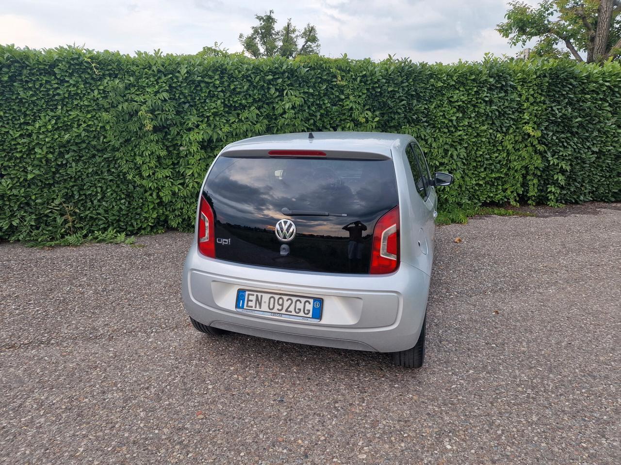 Volkswagen up 1.0 75cv 51000km