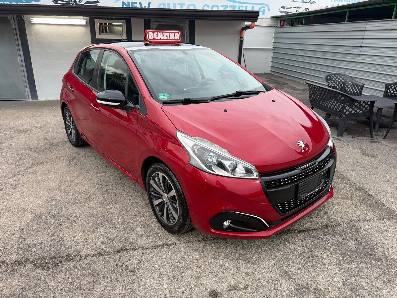 Peugeot 208 PureTech 82 5 porte Allure