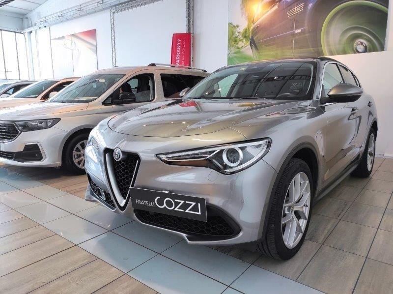 Alfa Romeo Stelvio 2.0 Turbo 280 CV AT8 Q4 First Edition