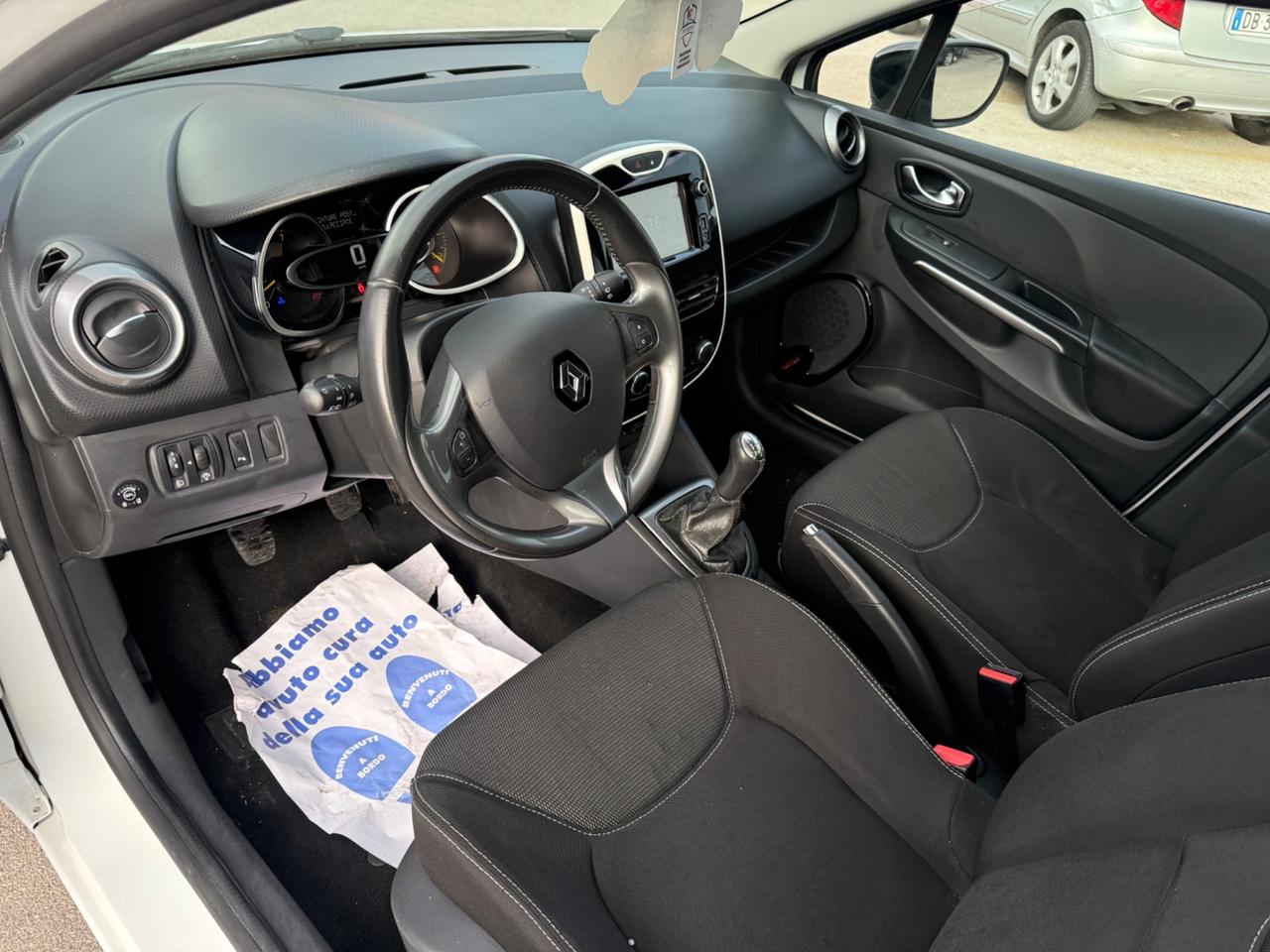 Renault Clio 1.2 75CV GPL 5 porte Costume National
