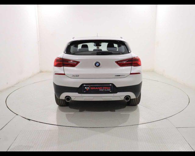 BMW X2 sDrive18d Business-X