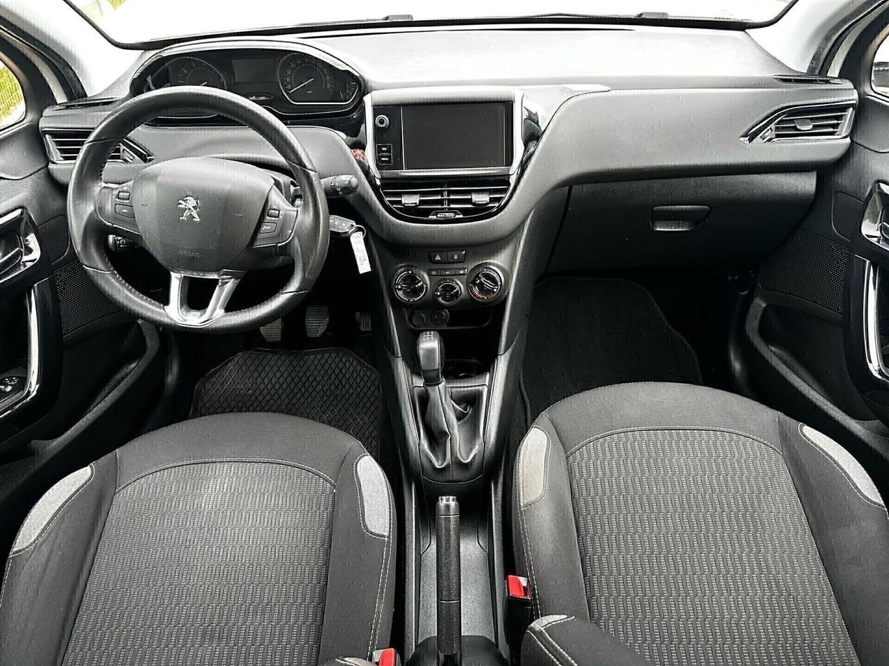 Peugeot 208 benzina 82 cv 5 porte Allure 2016