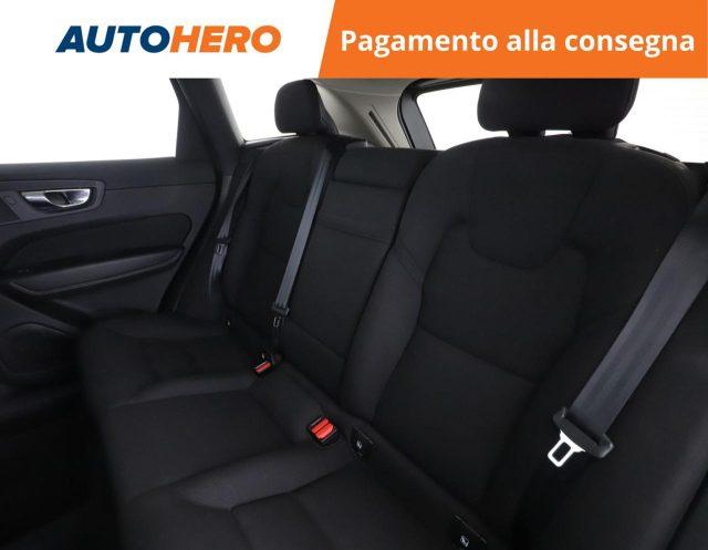 VOLVO XC60 B4 (d) AWD Geartronic Momentum