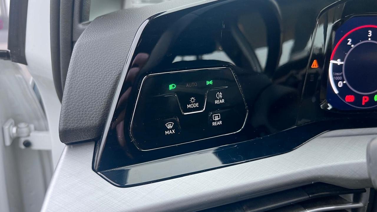 Volkswagen Golf 2.0 TDI DSG 5p. Executive BlueMotion Technology