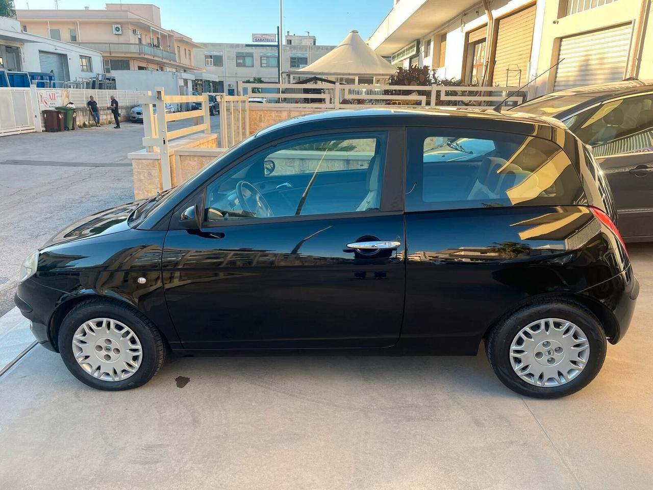 Lancia Ypsilon 1.2 Benzina