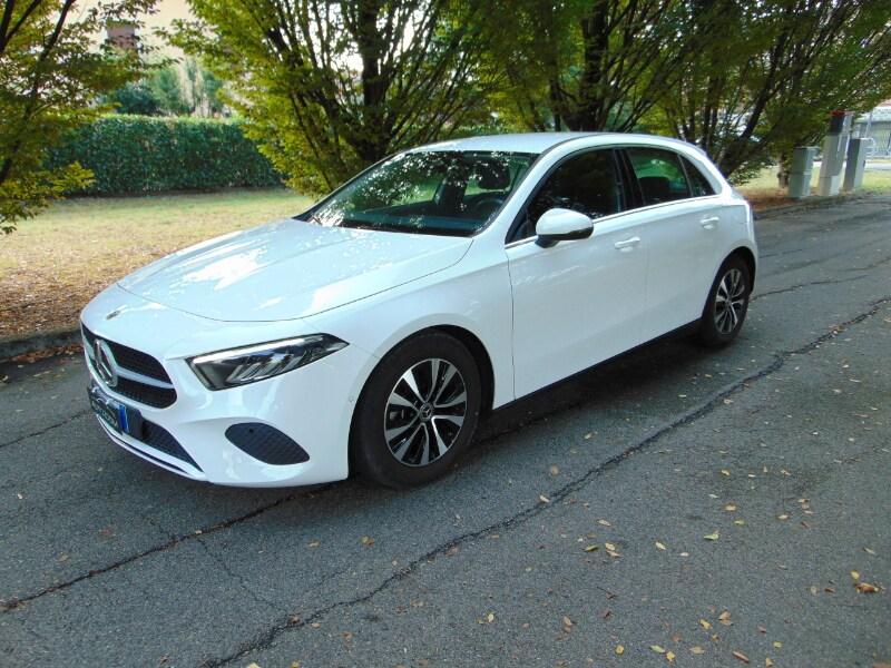 MERCEDES Classe A (W177) A 180 Automatic Ad...