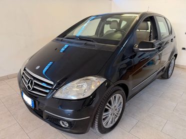 Mercedes-benz A 160 CDI AUTOMATICA Premium TAGLIANDATA NEOPATENTATI