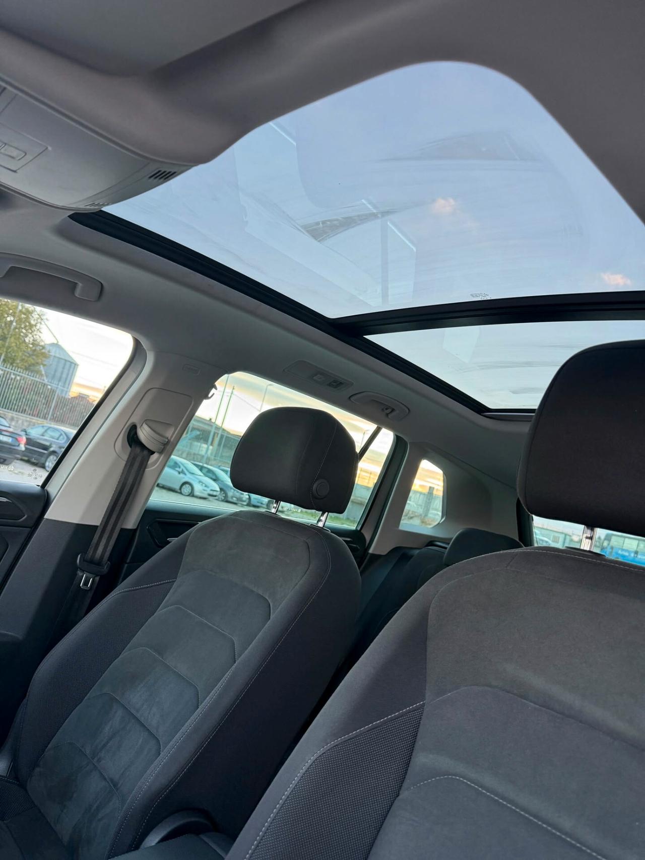 Volkswagen Tiguan 2.0 TDI SCR DSG 4MOTION Executive BMT