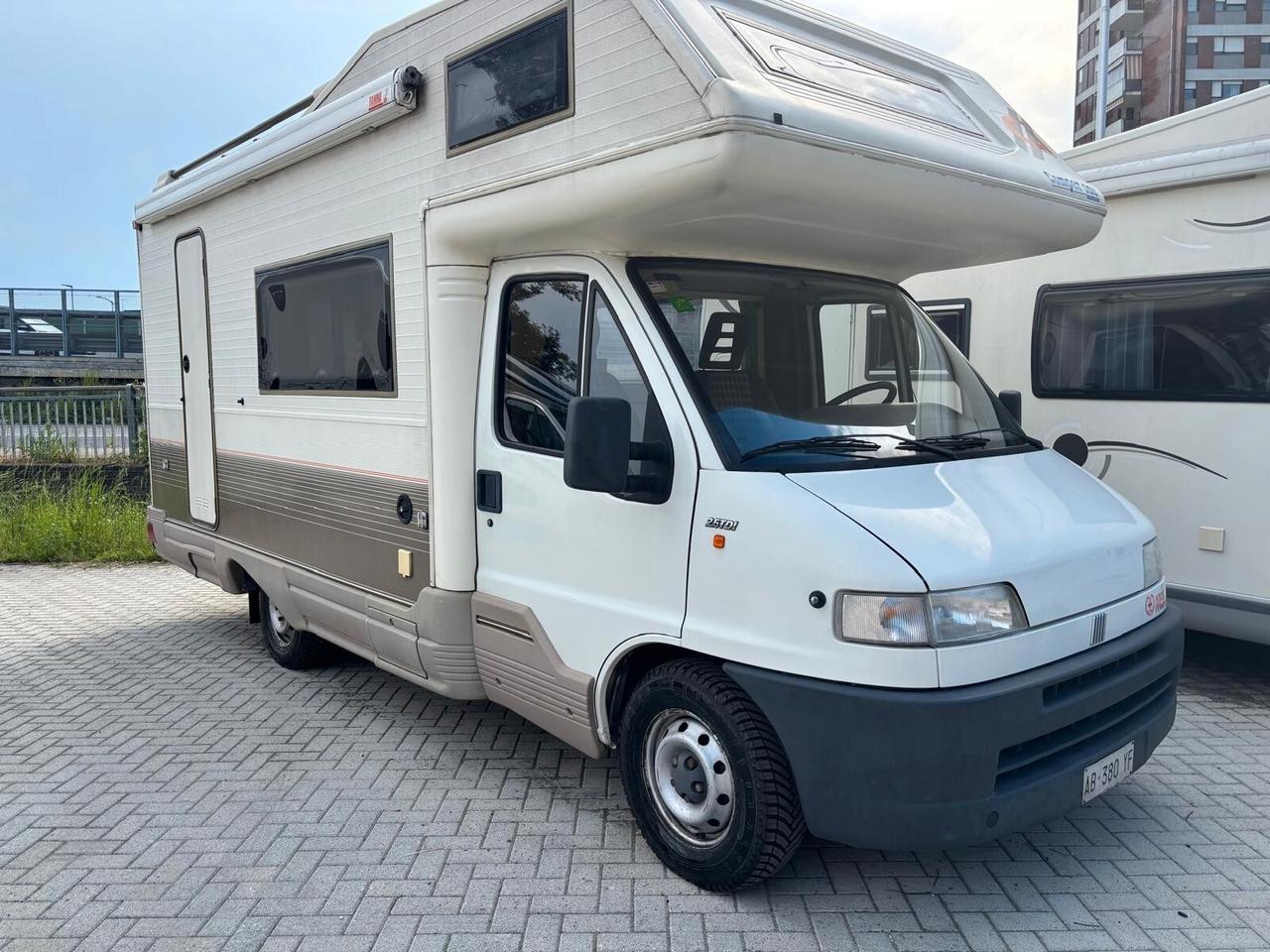 Ci International Mizar 140 camper