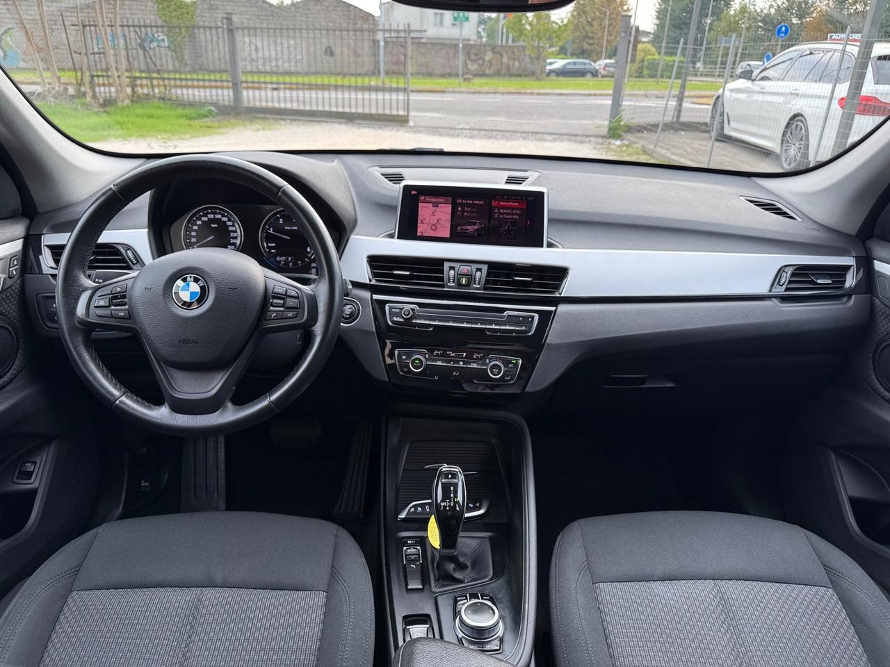 Bmw X1 sDrive18d xLine Restyling *Navi*Led Euro6d