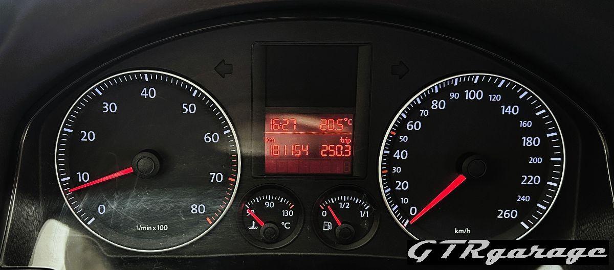 VOLKSWAGEN - Golf - 1.6 5p. United