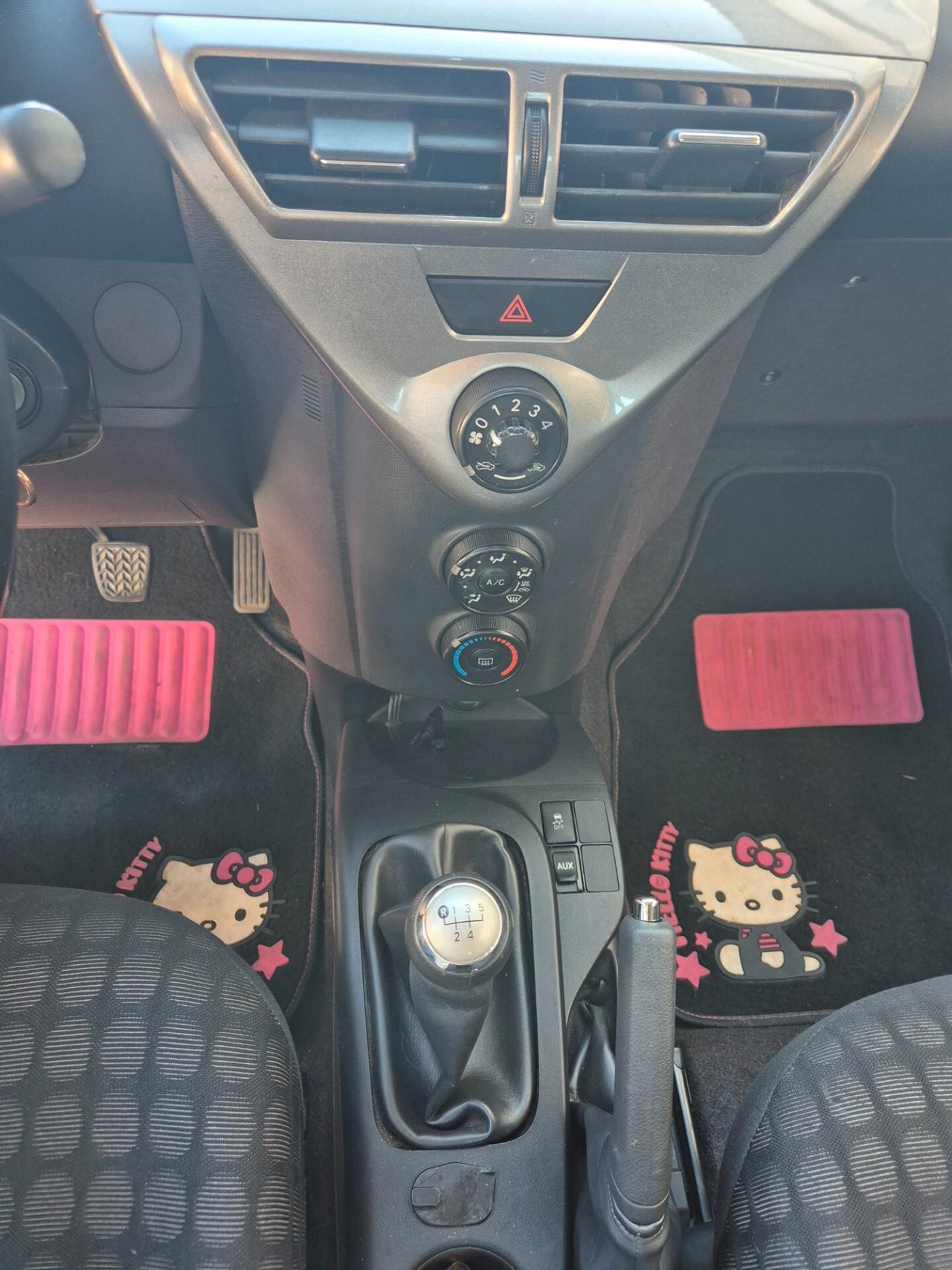 Toyota iQ 1.0 Sol benzina