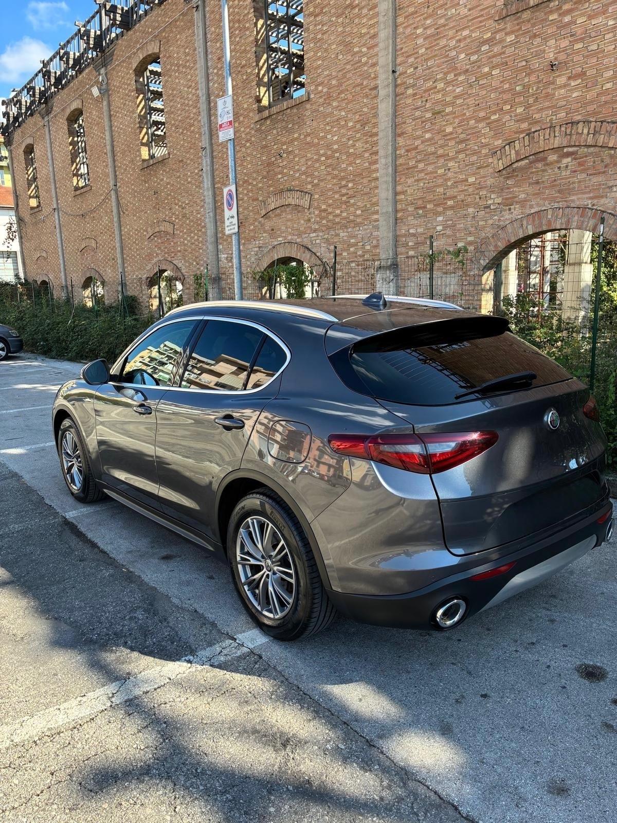 Alfa Romeo Stelvio 2.2 Turbodiesel 190 CV AT8 RWD Super