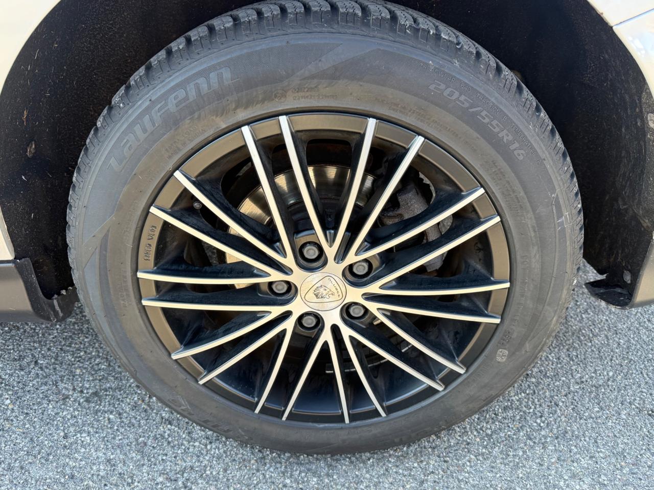 Ford Focus 2.0 TDCi 115 CV Powershift SW*NAVI*EURO5B*