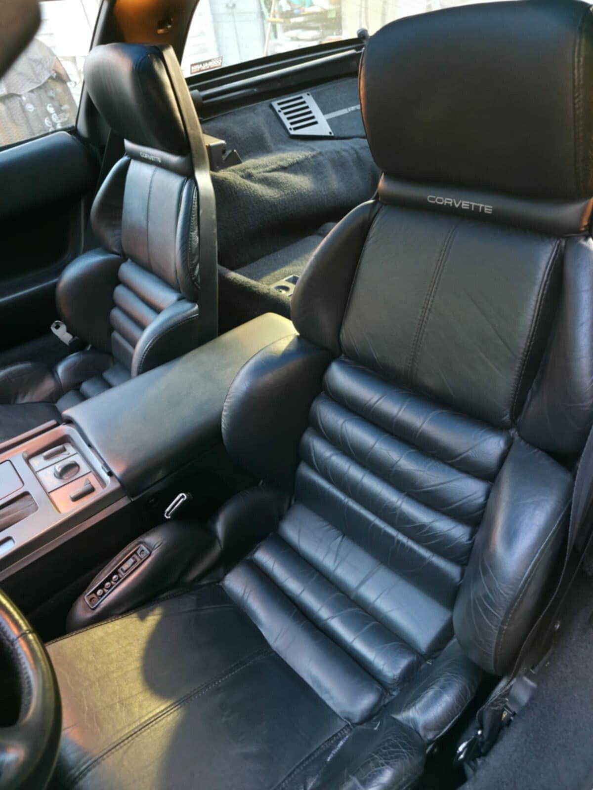 Chevrolet Corvette C4 T-Top