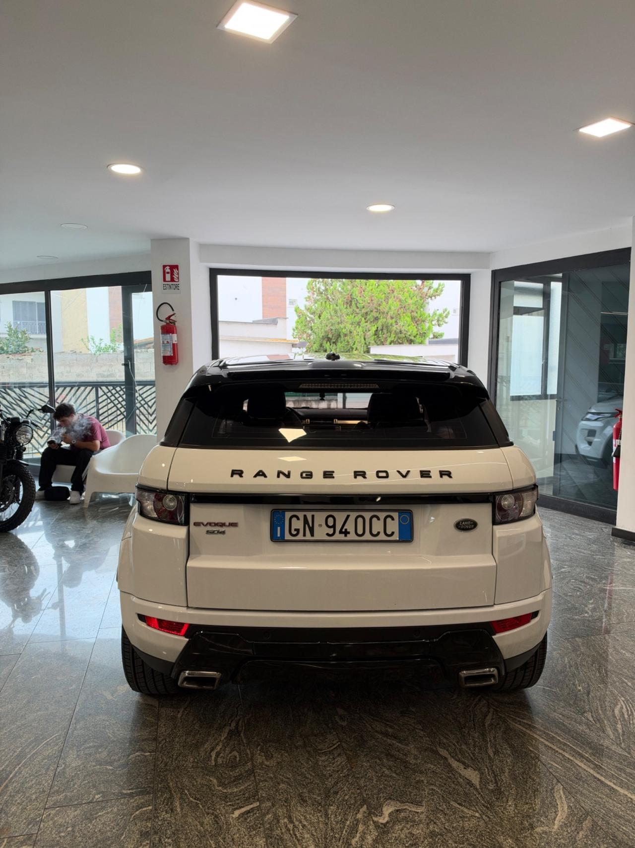 Land Rover Range Evoque 2.2 TD4 5p. Pure Tech Pack