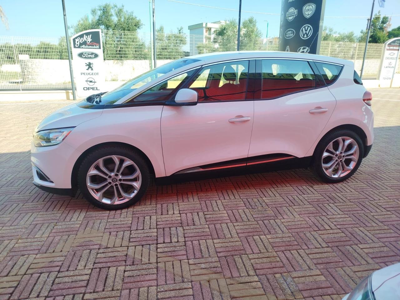 Renault Scenic Scénic dCi 8V 110 CV EDC Energy Bose