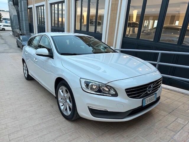 Volvo V60 D4 Kinetic 163cv