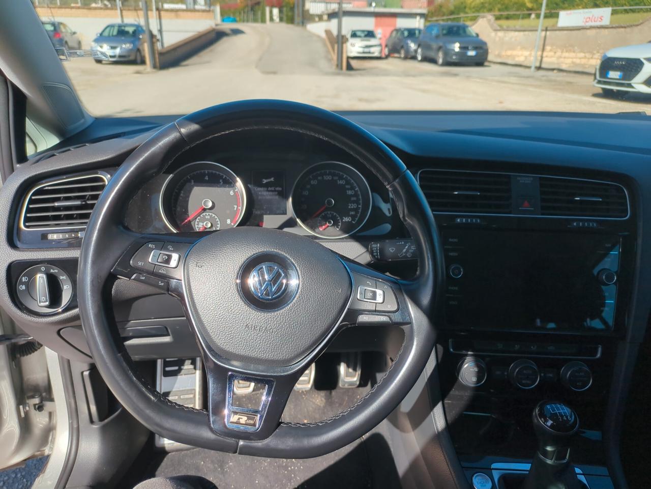 Volkswagen Golf Variant 1.4 TGI 110 CV R-LINE