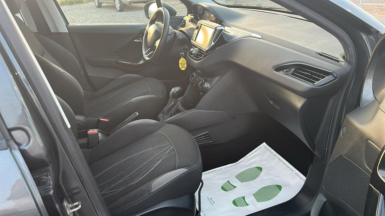 Peugeot 208 1.4 HDi 68 CV 5 porte Allure