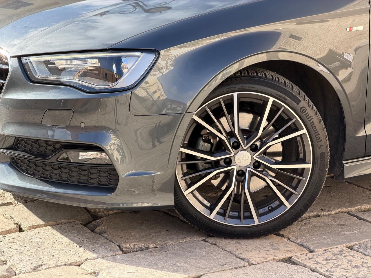 Audi A3 Sedan 2.0 TDI 150 CV quattro S-Line
