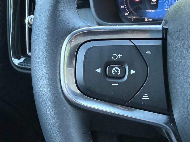 VOLVO XC40 B3 automatico Core