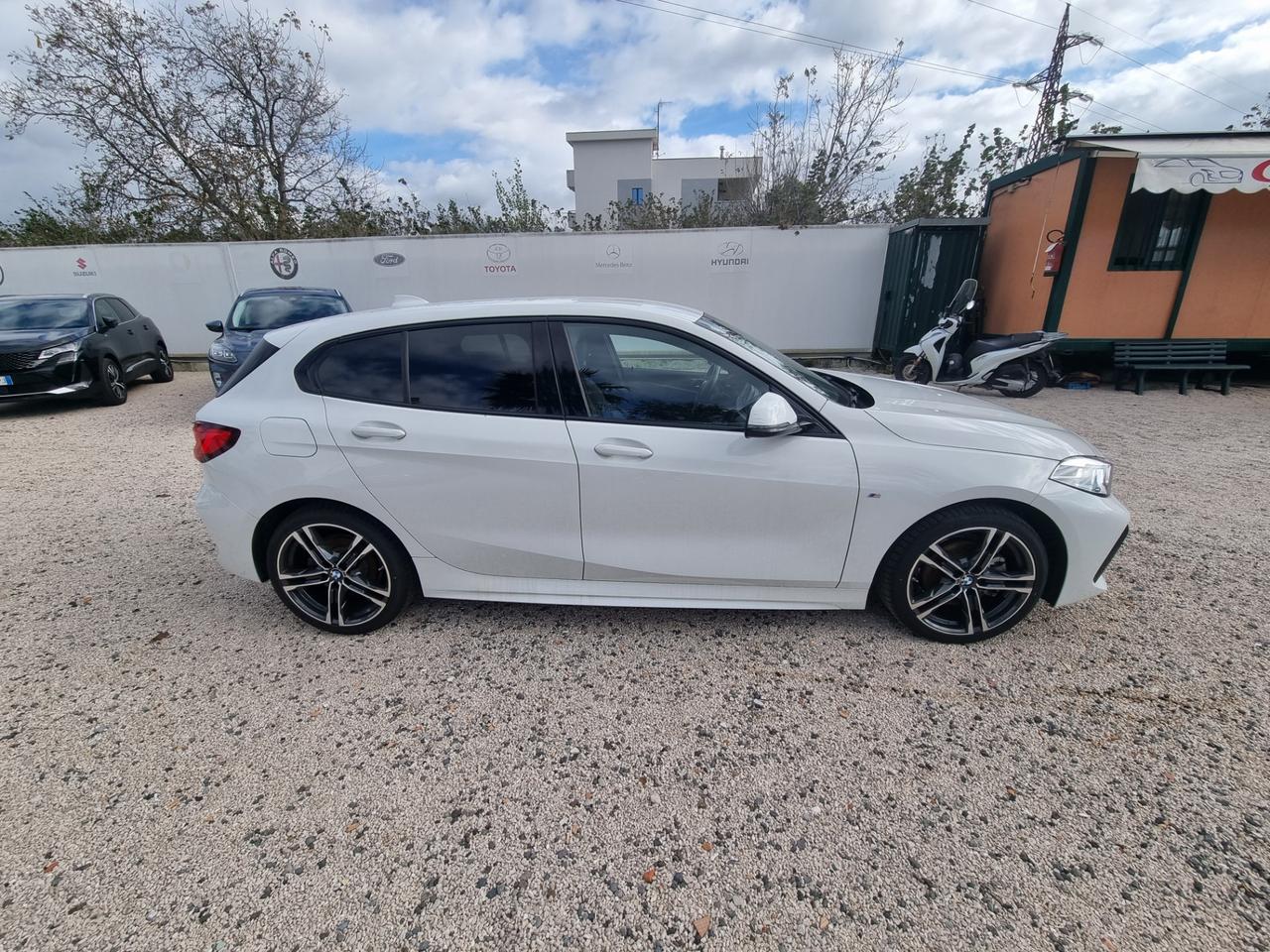 Bmw 116d 116CV 5p. Msport-2021