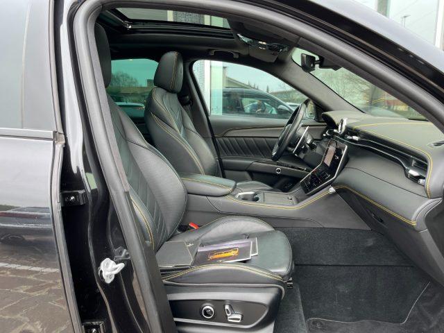 MASERATI Grecale MHEV 330CV AWD MODENA