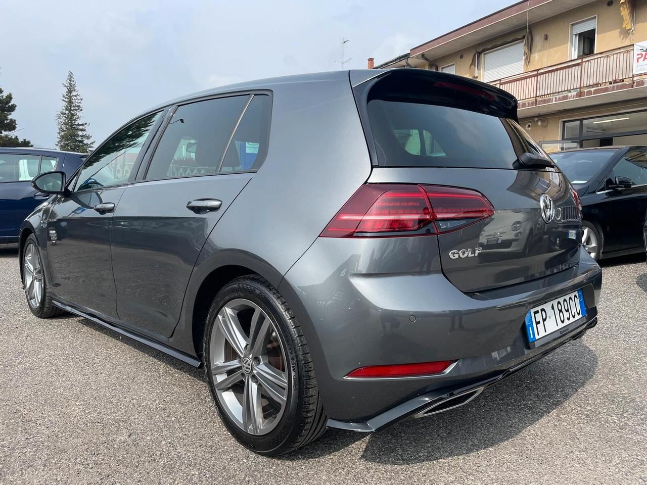 Volkswagen Golf 1.5 TSI ACT DSG 5p. Sport R-LINE