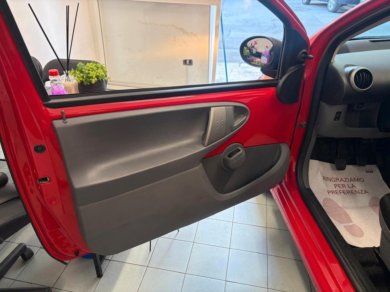 Toyota Aygo 1.0 Now 68Cv 12 MESI DI GARANZIA