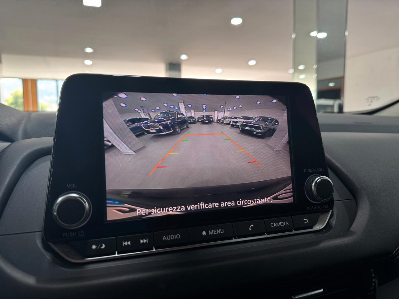 Nissan Qashqai MHEV 140 CV Business