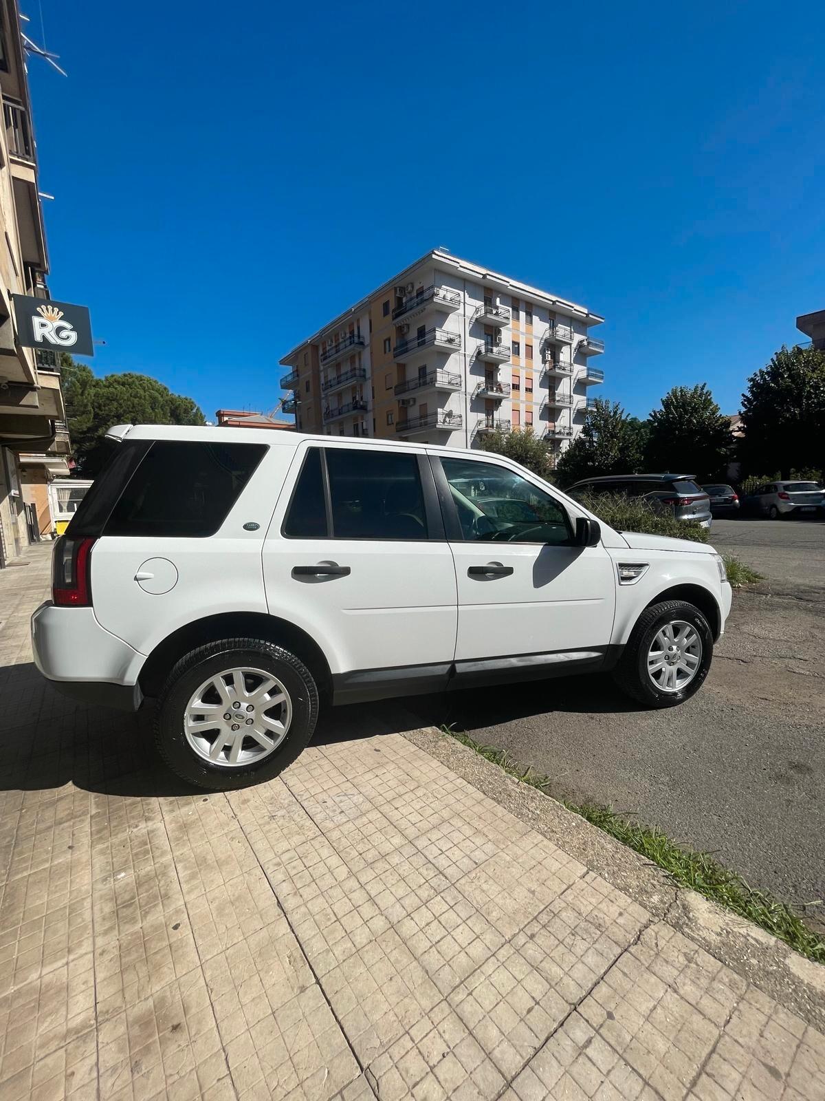 Land Rover Freelander 2.2 TD4 S.W. SE