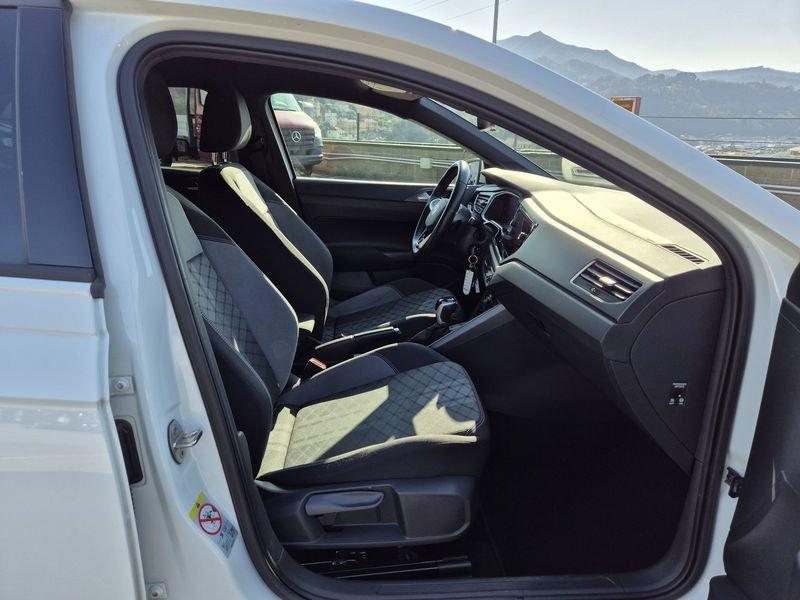 Volkswagen Polo 1.0 tsi R-Line 110cv dsg