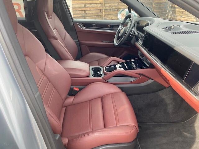 Porsche Cayenne 3.0 V6