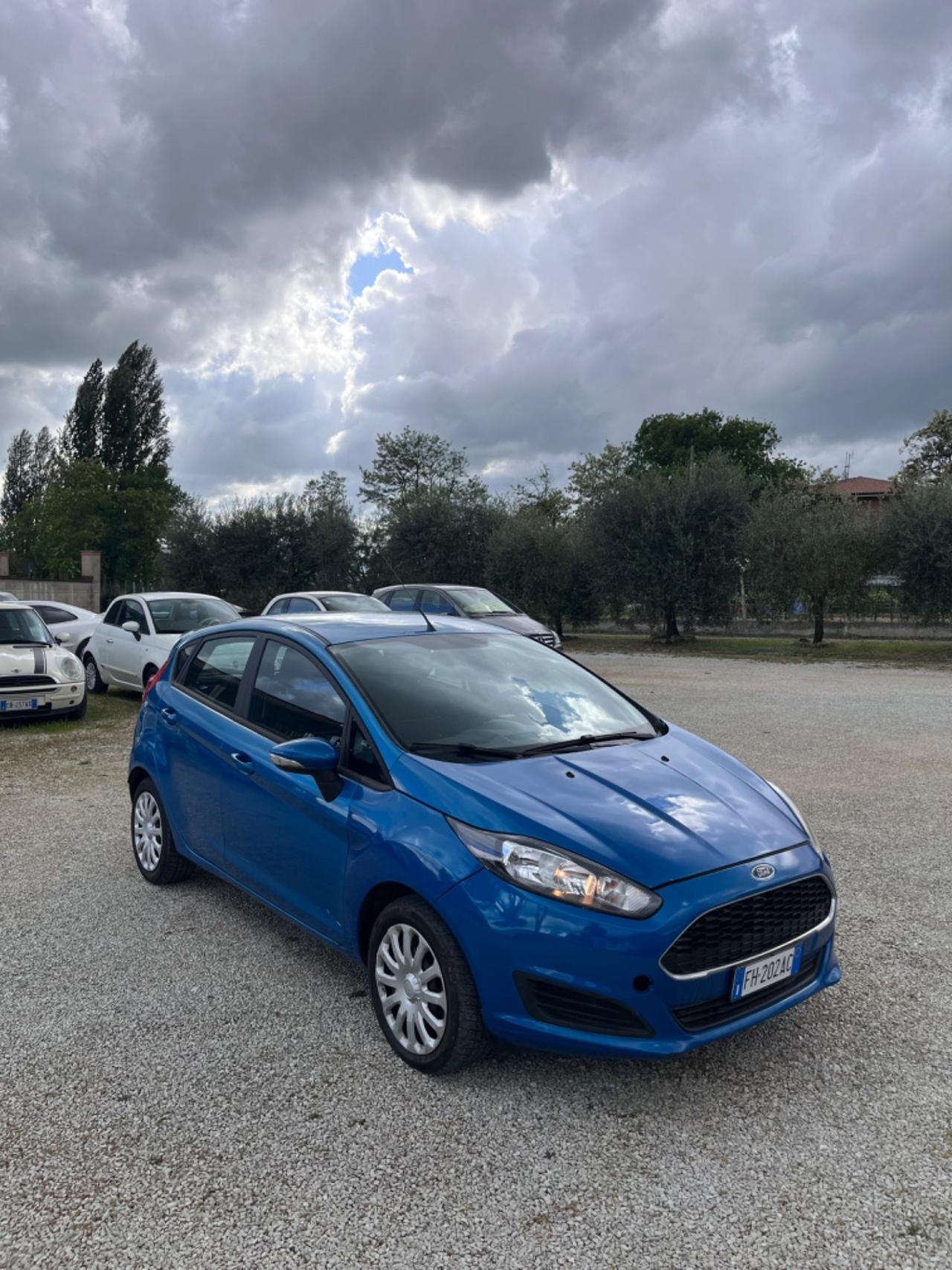 Ford Fiesta 1.2 60CV 2017 PERFETTA NEOPATENTATI