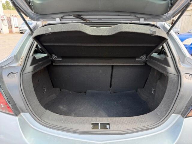 Opel Astra 1.4i 16V cat 3 porte adatta a neopatentati