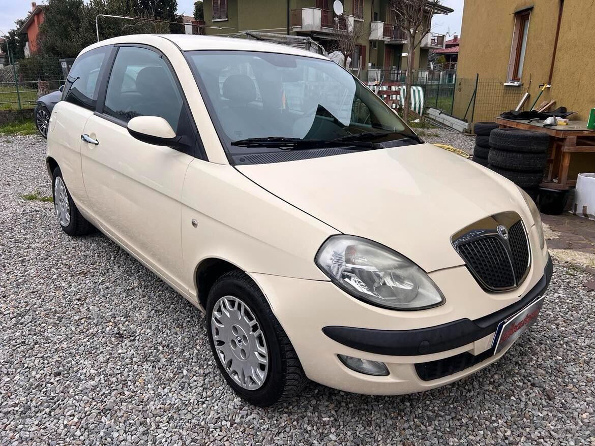 Lancia Ypsilon 1.3 Multijet 16V Platino