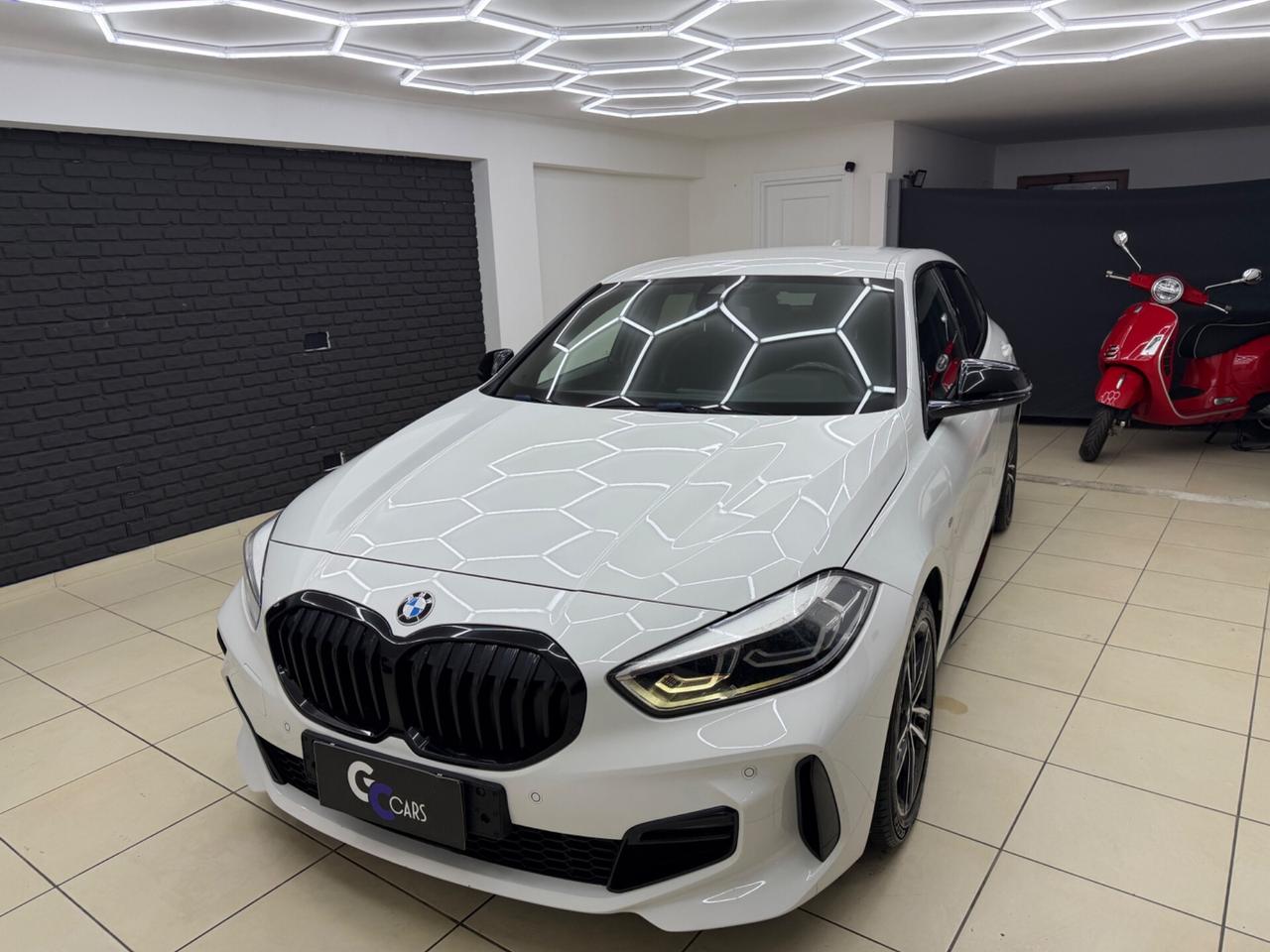 Bmw 116d 5p. Msport neo patentati automatica