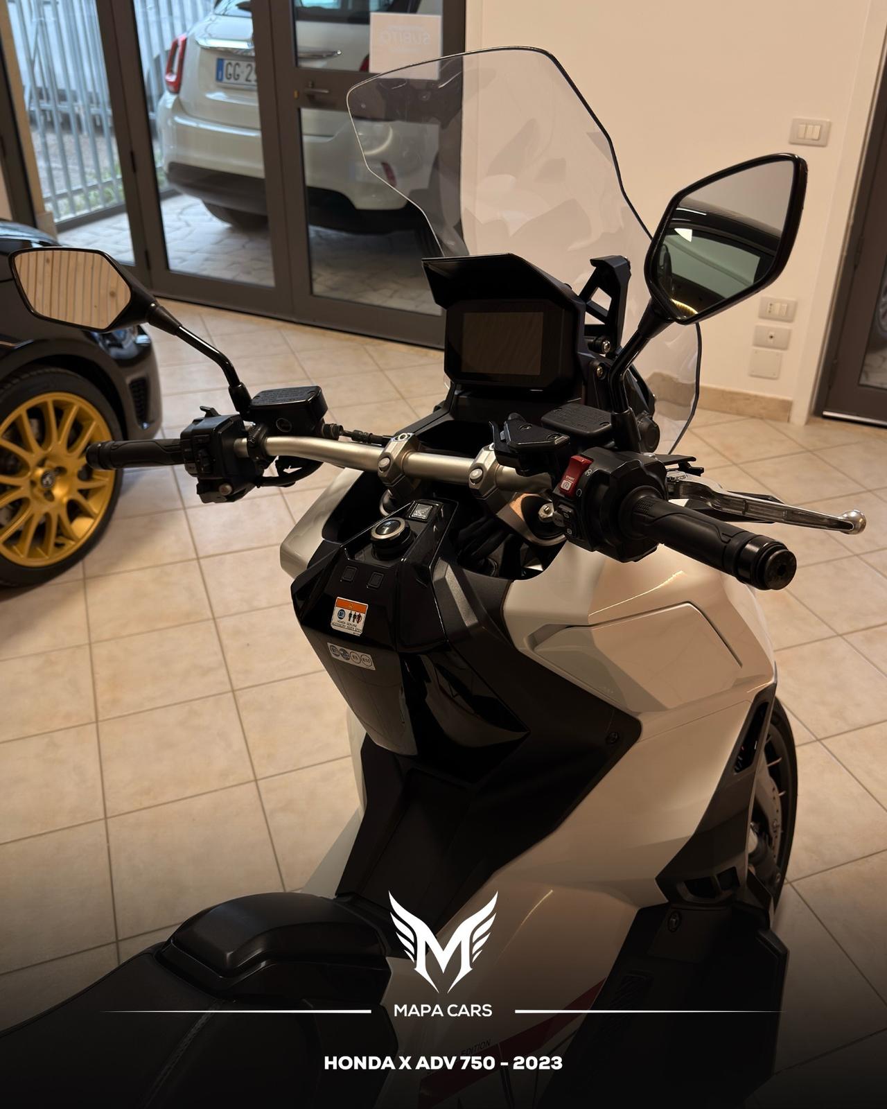 Honda X-ADV 750 sport