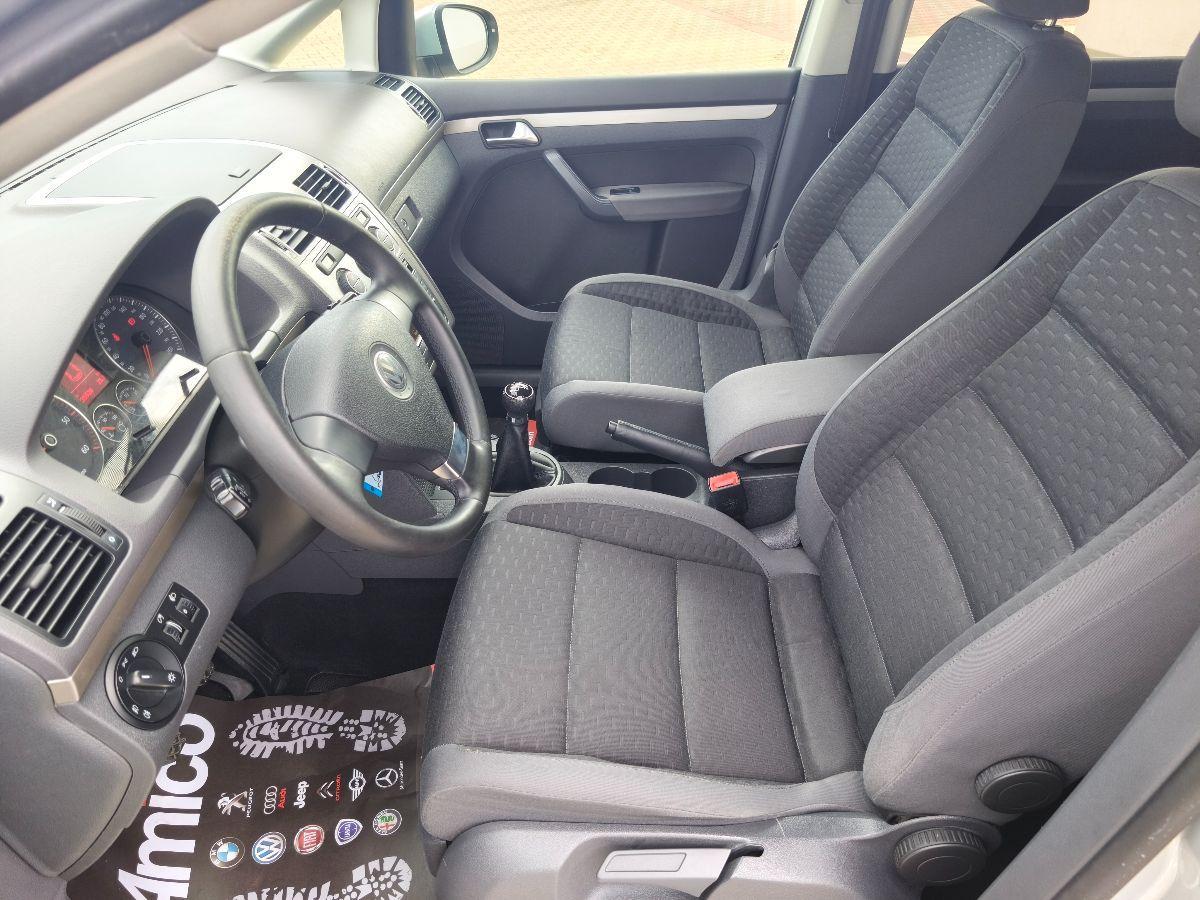 VOLKSWAGEN Touran 1.9 TDI 105 CV Highline 7 POSTI