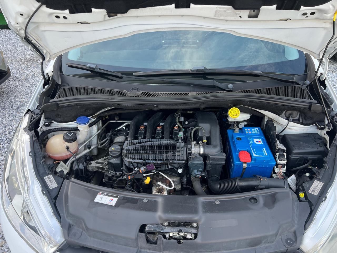 Peugeot 208 PureTech 82 3 porte Allure