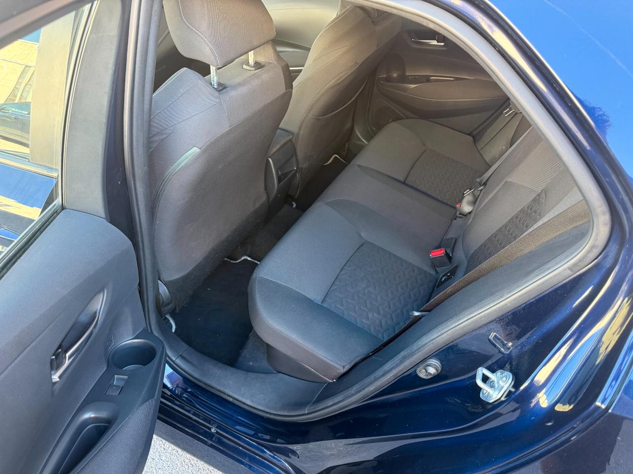 Toyota Corolla 1.8 Hybrid Business