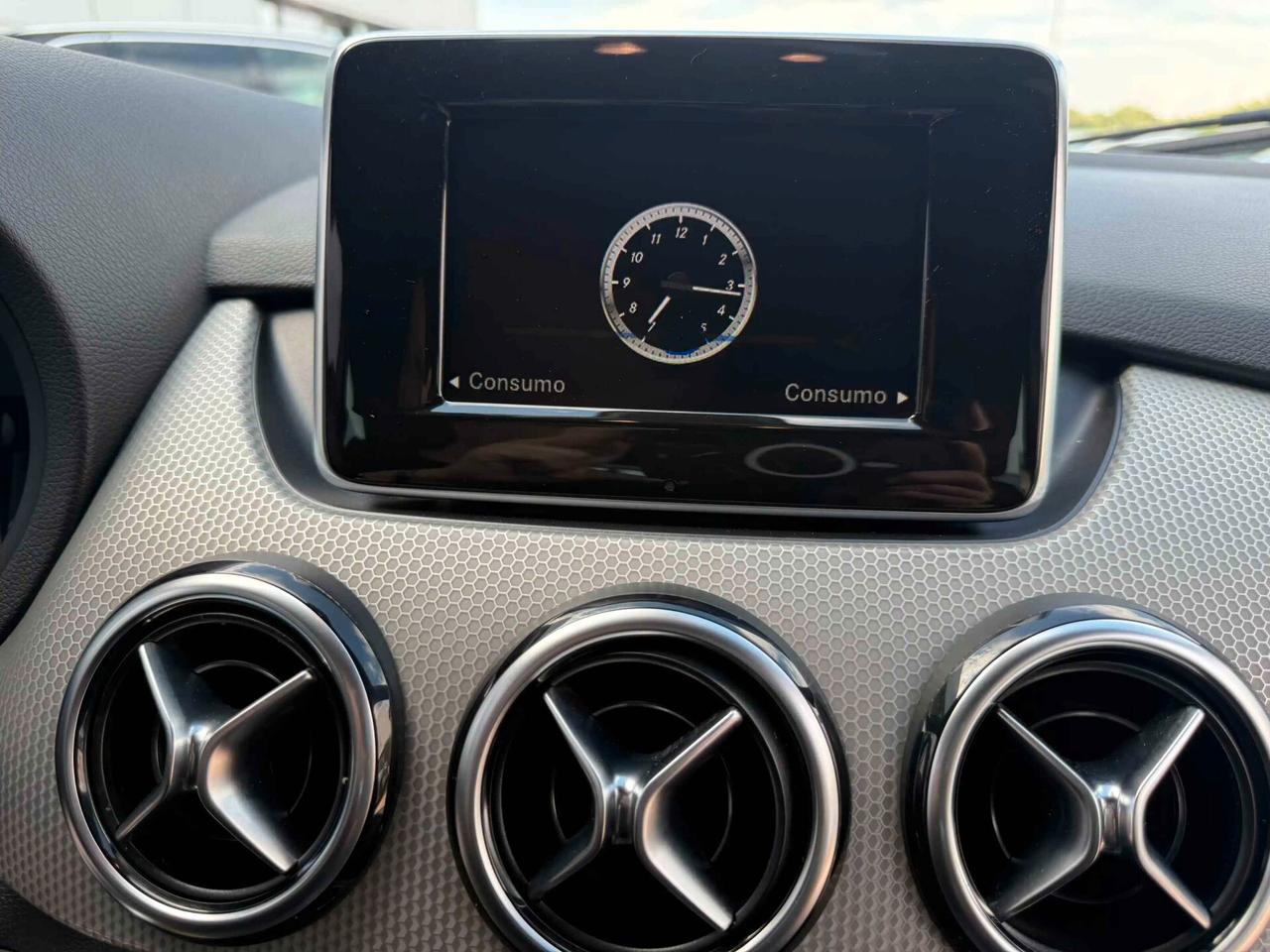 Mercedes-benz B 180 CDI BlueEFFICIENCY Executive