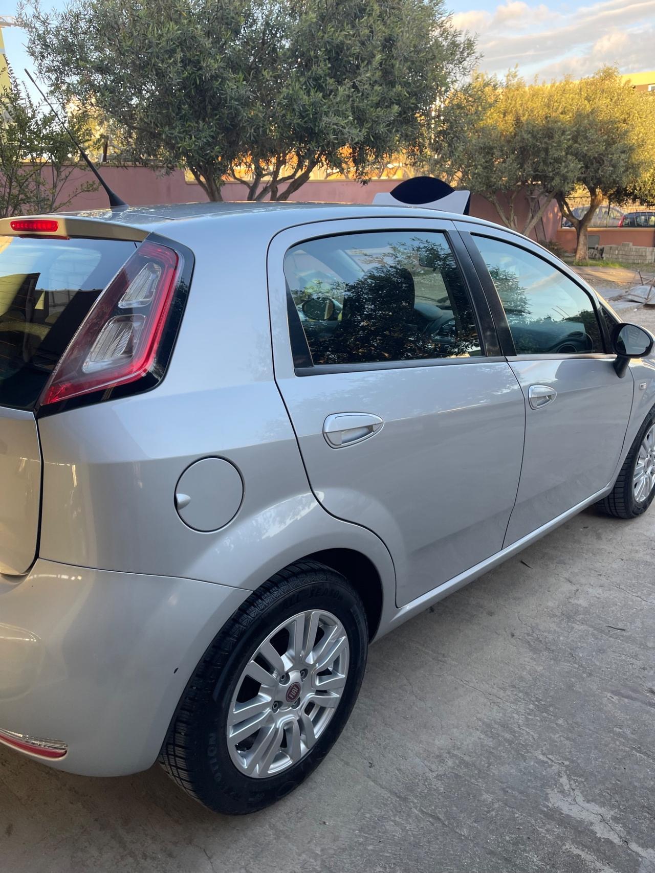 Fiat Punto 1.3 MJT II S&S 85 CV 5 porte ECO Lounge