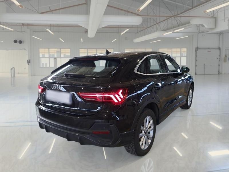 AUDI Q3 SPORTBACK 45 TFSI e S tronic Business Plus